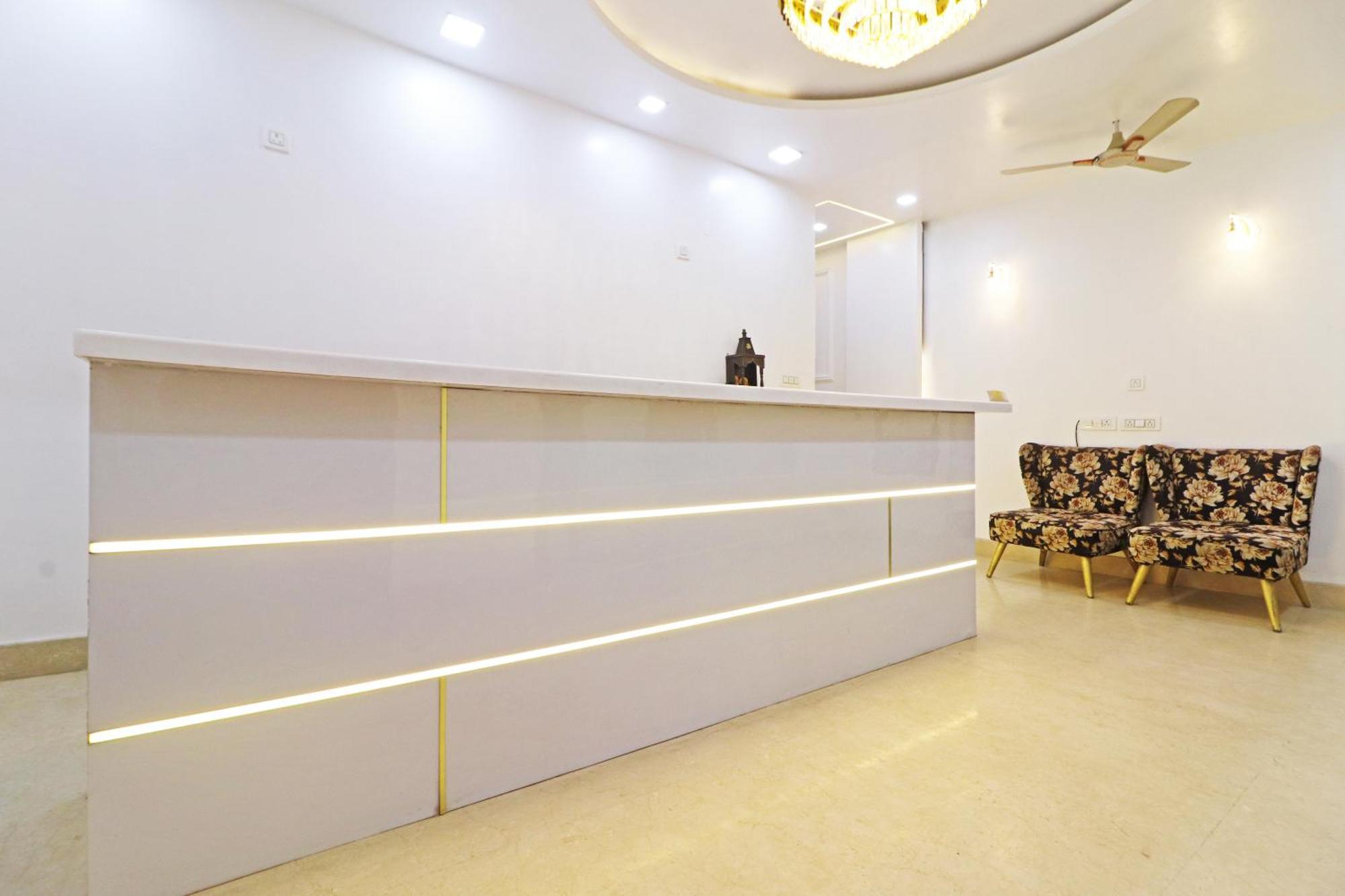 Hotel Frankstay By Samrat Residency 10 Mints Walking Distance Nizamuddin Railway Station New Delhi