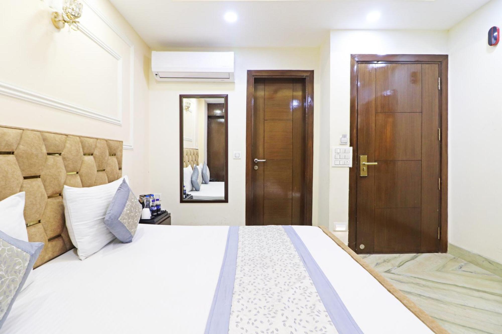 Frankstay By Samrat Residency 10 Mints Walking Distance Nizamuddin Railway Station 4*